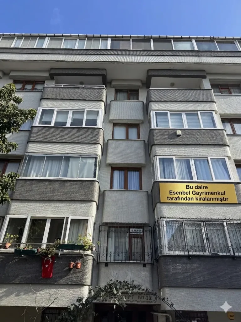 İcadiye'deki 2+1 90m²lik ferah dairemizi çok kısa sürede kiraladık